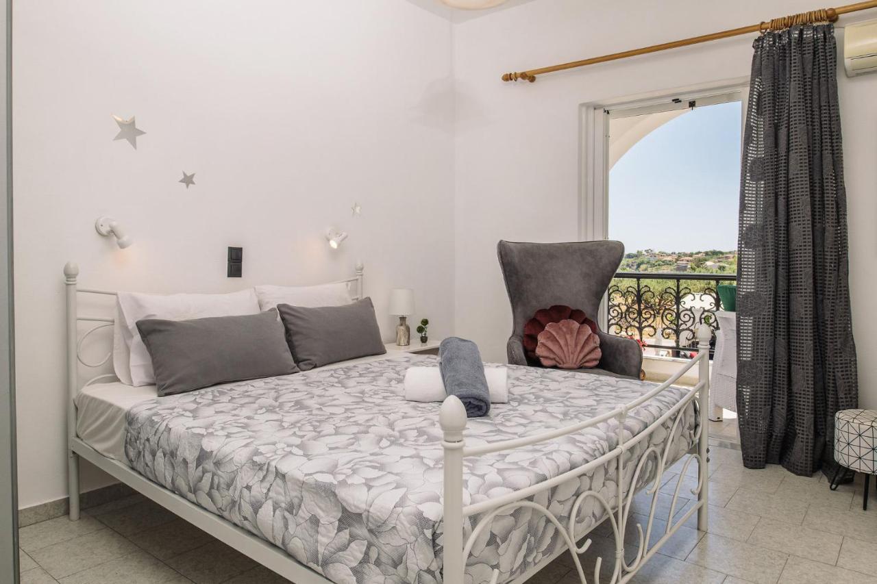 Villa Corali Apartments Sea Breath & Pool Amúdi Kültér fotó