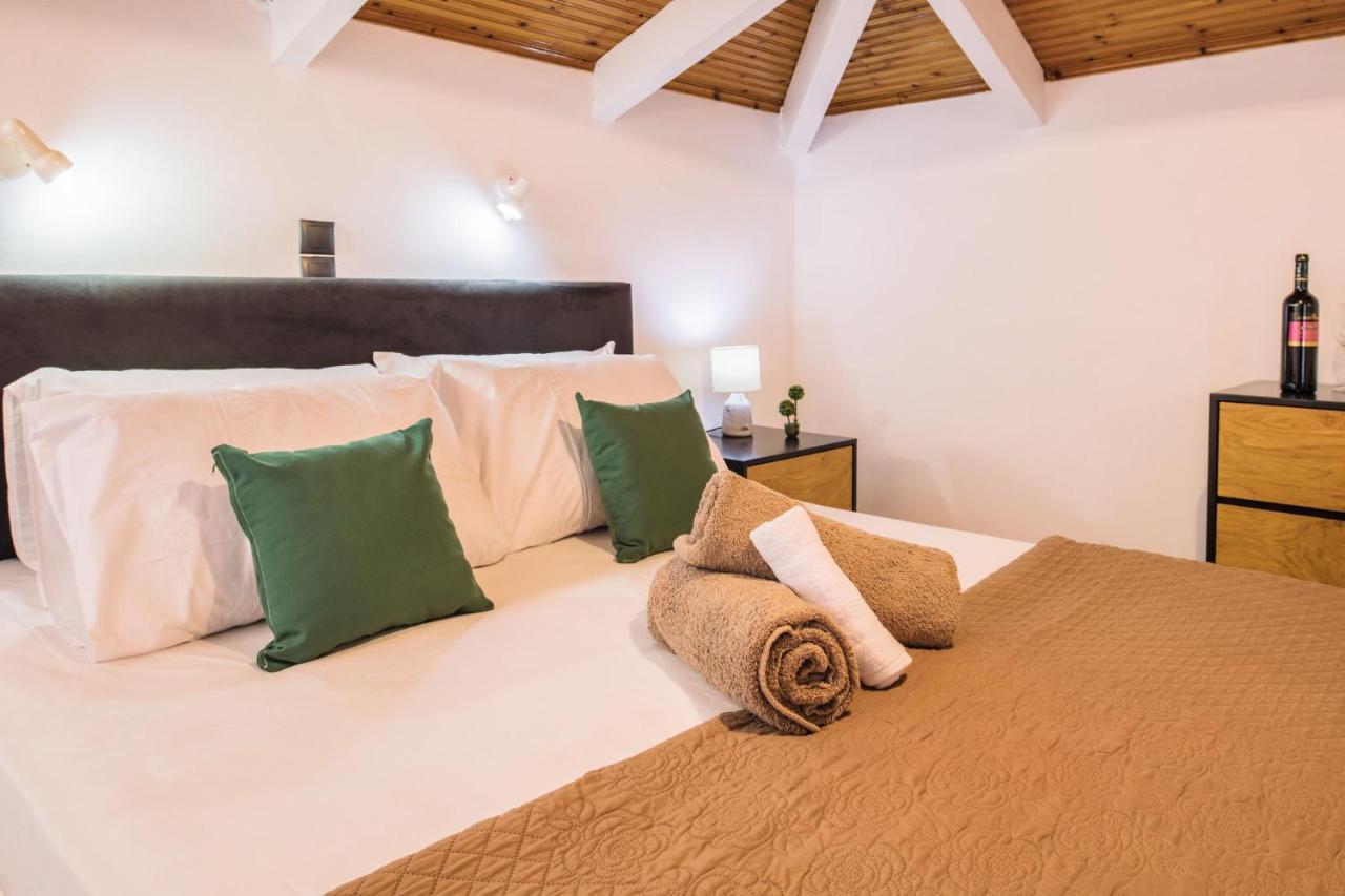 Villa Corali Apartments Sea Breath & Pool Amúdi Kültér fotó