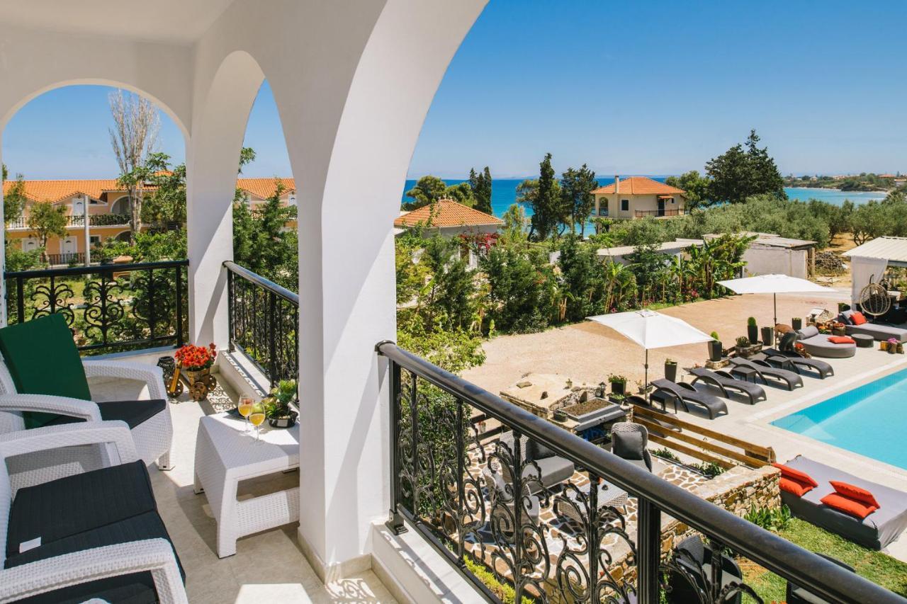 Villa Corali Apartments Sea Breath & Pool Amúdi Kültér fotó