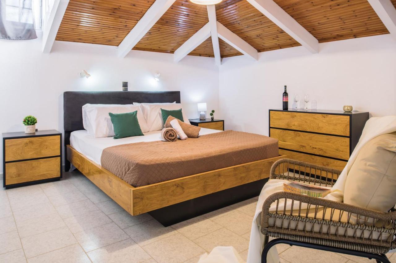 Villa Corali Apartments Sea Breath & Pool Amúdi Kültér fotó