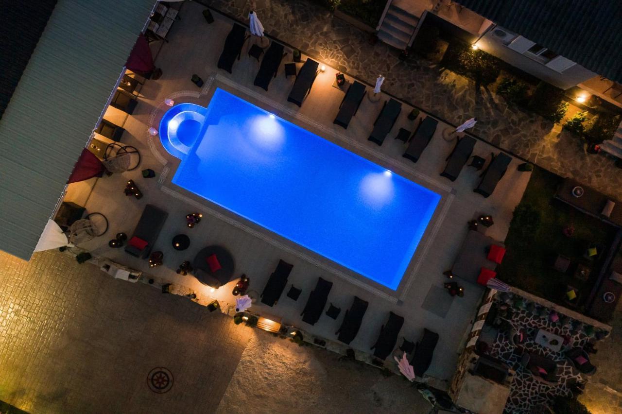 Villa Corali Apartments Sea Breath & Pool Amúdi Kültér fotó