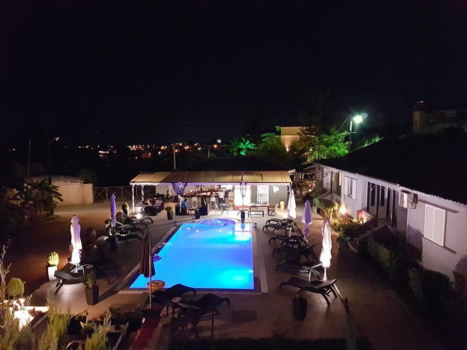Villa Corali Apartments Sea Breath & Pool Amúdi Kültér fotó